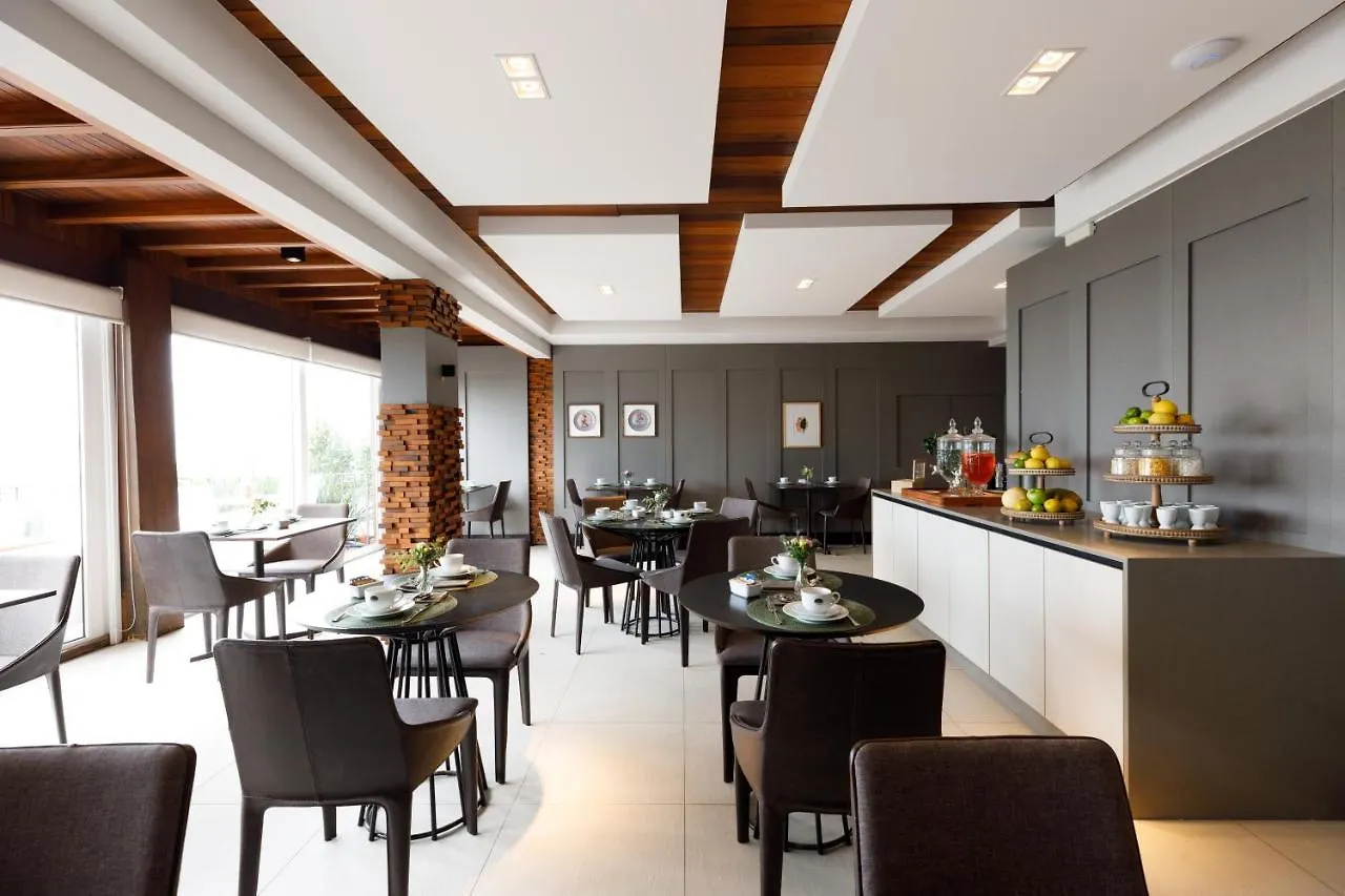 Villa D'Ozio Hotel E Cucina Itajaí